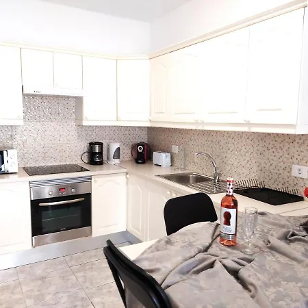 Blanca New 2 Bedrooms Holiday home *